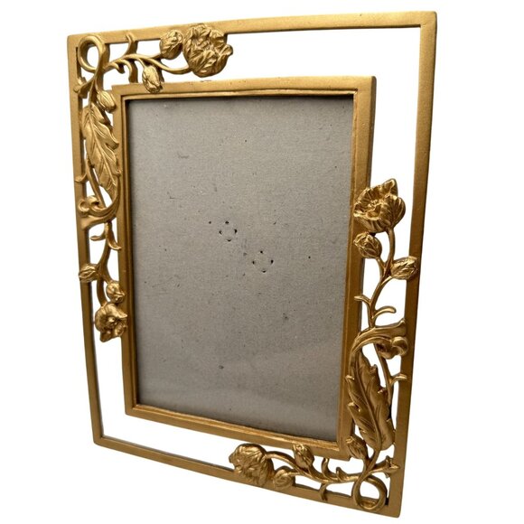 Gold Metal Floral Picture Frame 5x7 Inches With Intricate Leaf & Flower Design - Picture 1 of 11